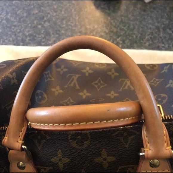 Authentic LV Speedy - Picture 5 of 16